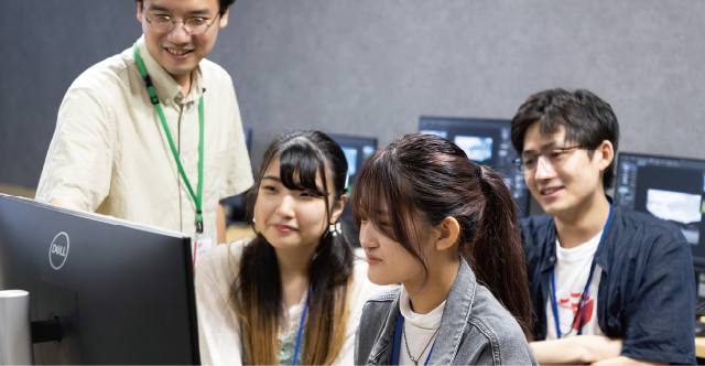 作品審査会・講評会